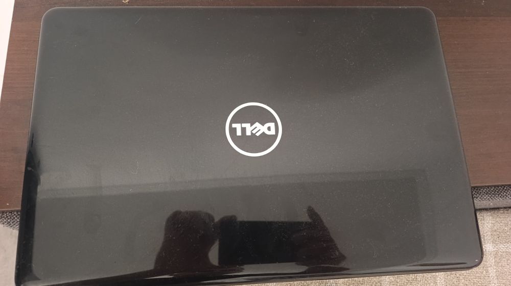 Dell Inspiron 15