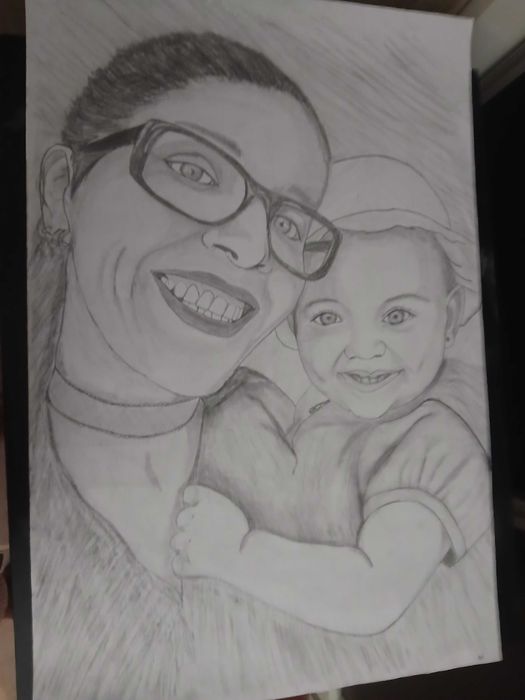 Pinturas, retratos, desenhos a carvão por encomenda.