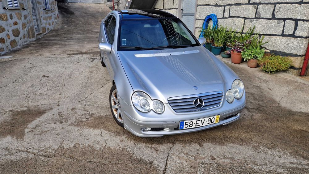 Mercedes-Benz C220 CDI Coupé Evolution