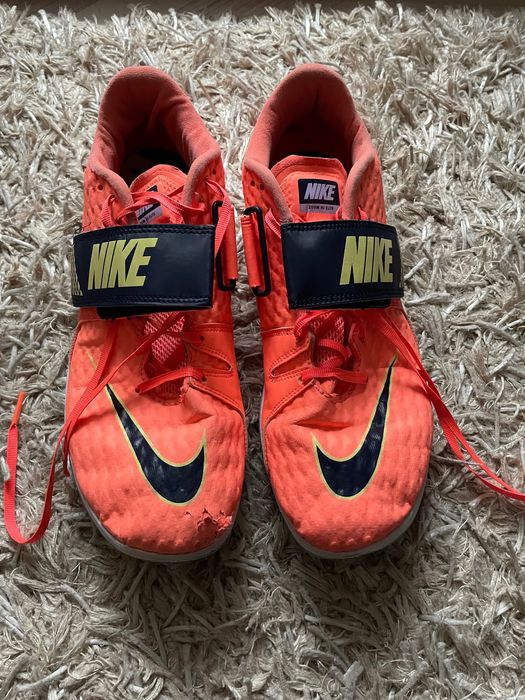 Шипівки для стрибків в висоту