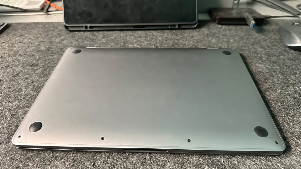 Macbook Pro 13 2019 Touch ID
