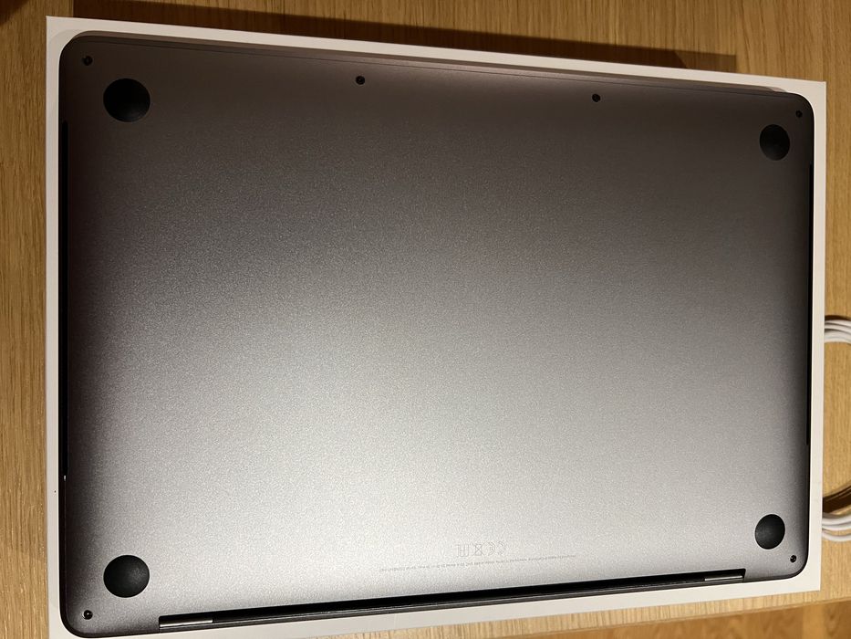 Macbook pro 13 2018 TouchBar 256GB