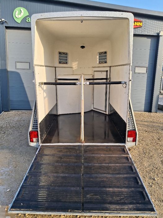 Przyczepa dla koni Boeckmann Duo