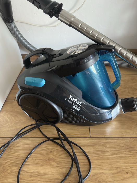 Odkurzacz bezworkowy Tefal Compact Power