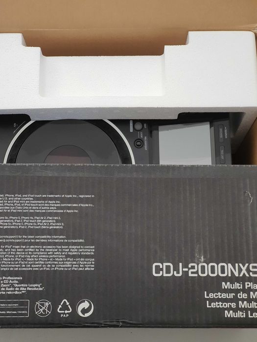 Pioneer CDJ 2000 NXS2