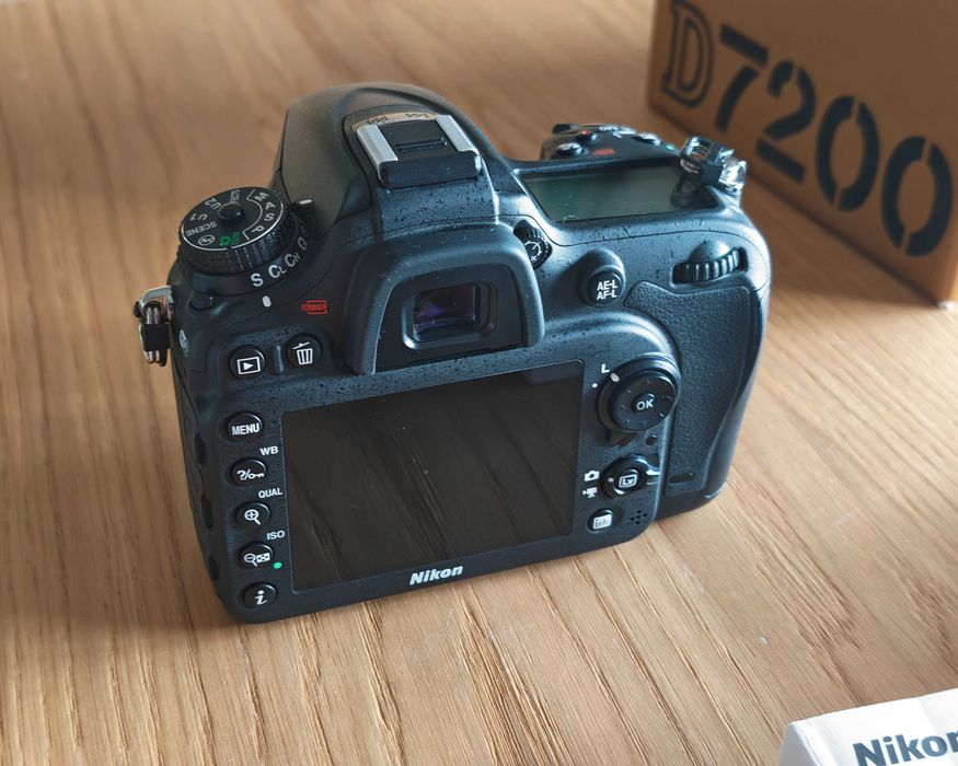 Lustrzanka Nikon D7200 zestaw okazja przebieg 11k gwarancja