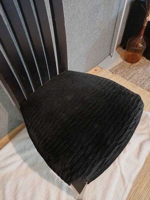 4 Cadeiras de sala de jantar