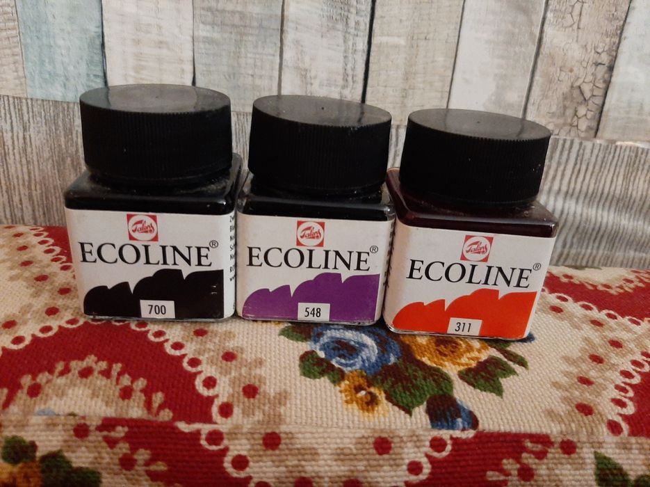 Tintas Ecoline + Decorfin.
