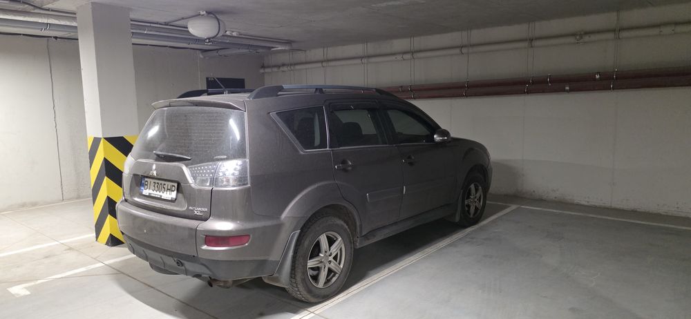 Mitsubishi outlander xl 2011р 2.4 газ-бензин