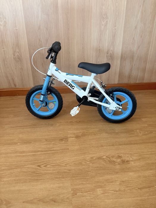 Bicicleta de criança de 3 a 4 anos de idade