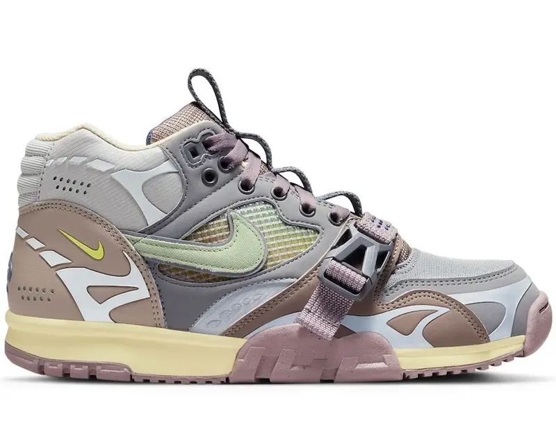 Nike air trainer 1