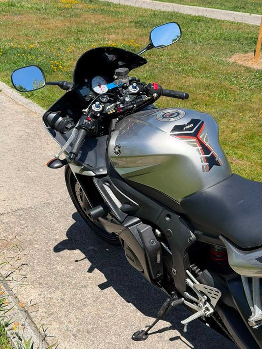 Yamaha YZF-R6 14,000 km Injeção