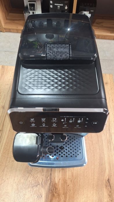 Кавомашина Philips LatteGo