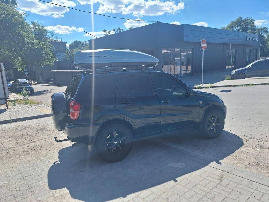 TOYOTA  RAV4 4×4  2.0 дизель