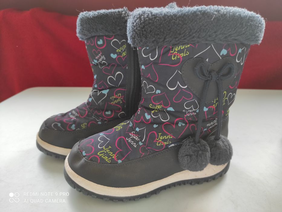 Śniegowce w serduszka i skórzane buty zimowe Lasocki roz. 29 19cm