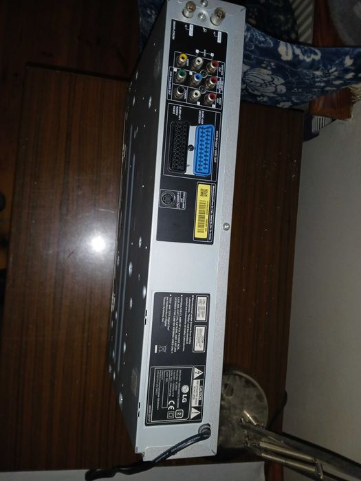 COMBO Magnetowid z DVD LG Electronics VC9800