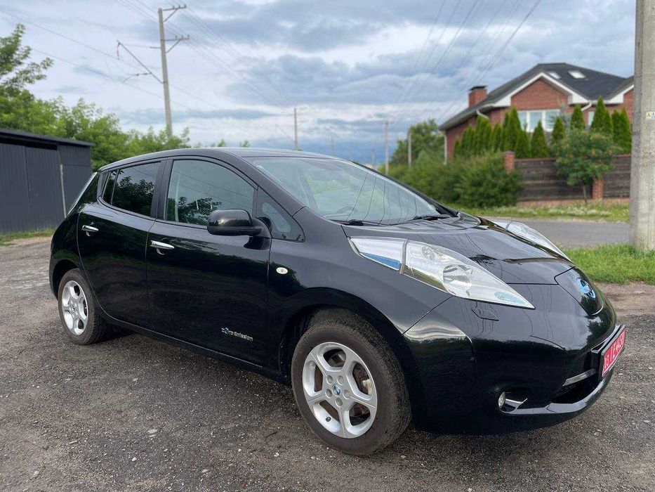 Nissan leaf Acenta 24 кВт. 2014 р., SOH = 89.5%