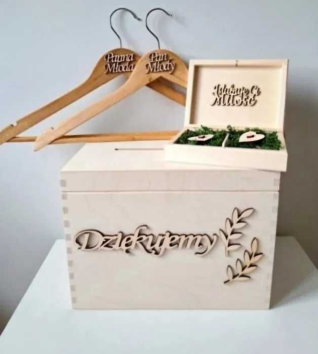 Naturalne drewniane boho pudełko na koperty obrączki wieszaki ślubne