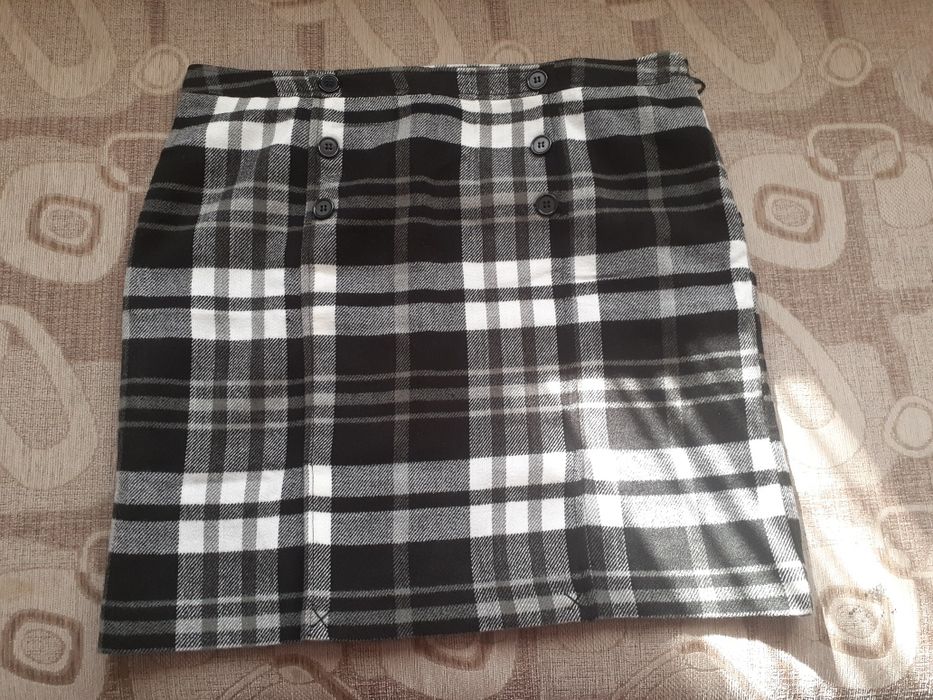 Юбка Body Firt новая. Юбки большого размера.