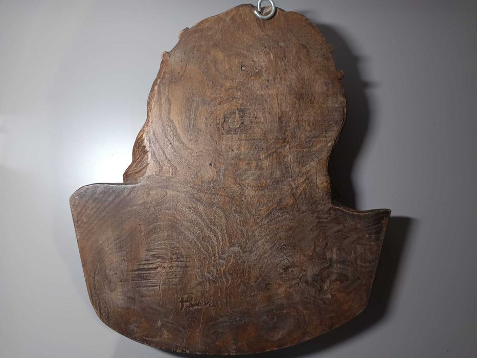 Busto de Jesus Cristo em Madeira Maciça – Escultura por Fernando Silva