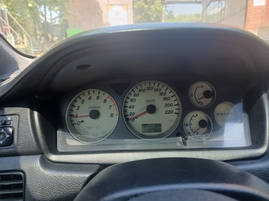 Mitsubishi Lancer 2006 1.6 газ/бенз