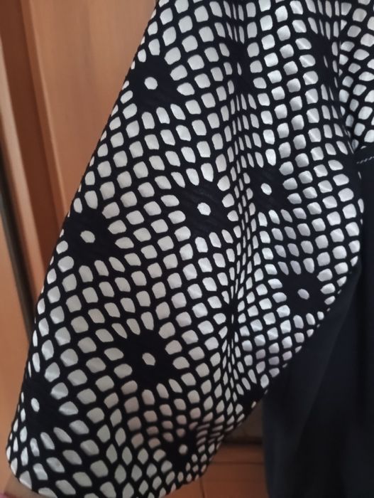 Elegancka sukienka, rozmiar 56