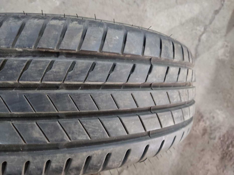 Шины б/у лето 225/60 18  Bridgestone Alenza 001