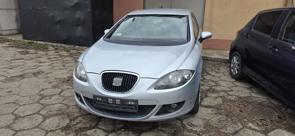 Seat leon 2 LS7Y  1.9tdi BXE zderzak maska lampa  pas przedni