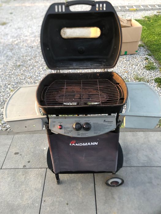 SPRZEDAM Grill gazowy