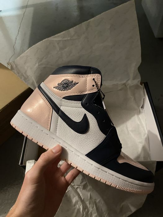 Air Jordan 1 atmosphere