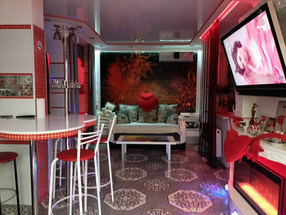 VIP Троещина 2 этаж с Джакузи в комнате, 2 бойлера + Почасово!