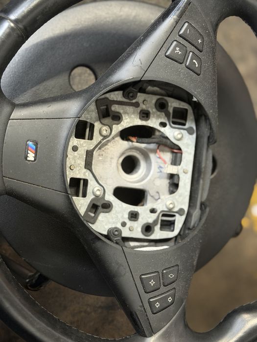 Volante BMW E60/E61 Pack M Multifunções – Sem Airbag