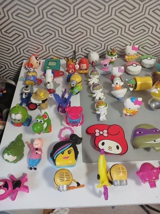 Игрушки Macdonald's