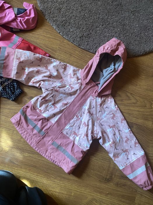 курточка не промокаюча на флісі для дівчинки