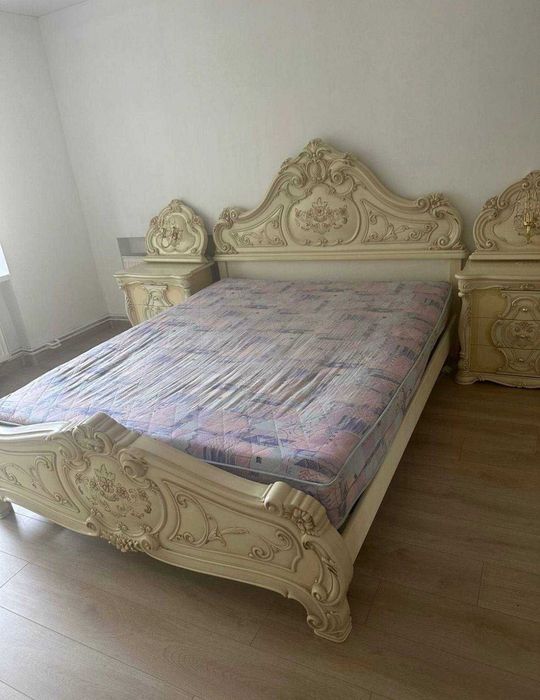 Продам 4к квартиру в самому Центрі.Готова до проживання.Вул П.Орлика