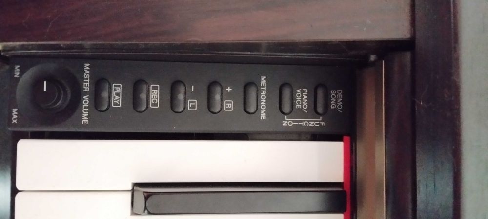 Piano Yamaha Arius ydp-161