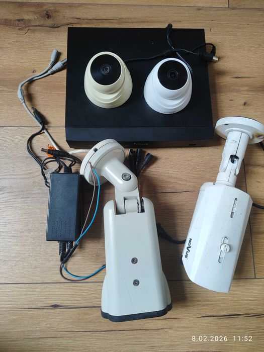 Zestaw monitoringu rejestrator + 4 kamery