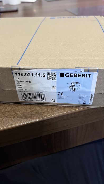 116.021.11.5  Elektroniczny zawór spłukujący Geberit do pisuaru