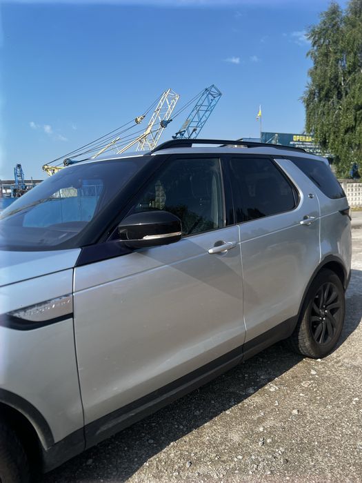Land Rover Discovery 2018