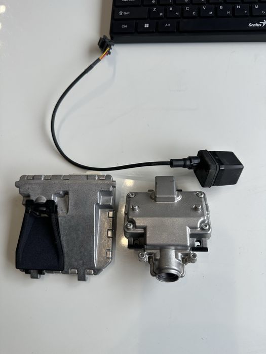 Камера Мерседес. Блок камери Mercedes