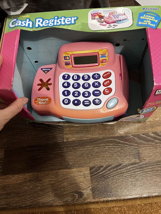 Дитяча іграшка,магазин,каса.