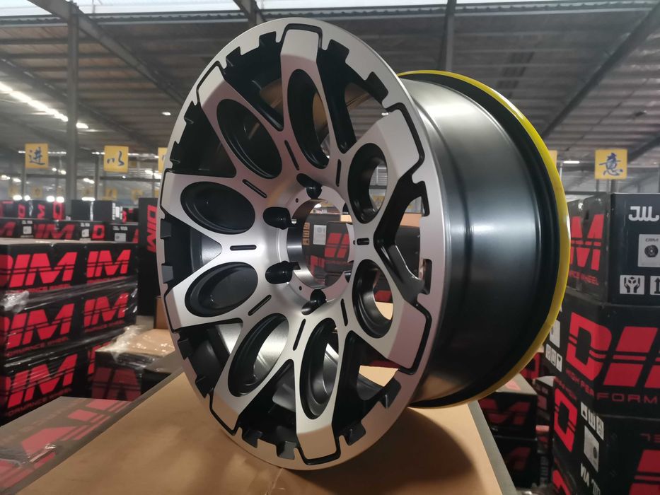 Jantes Furacão Japonesa 6x139.7 R17