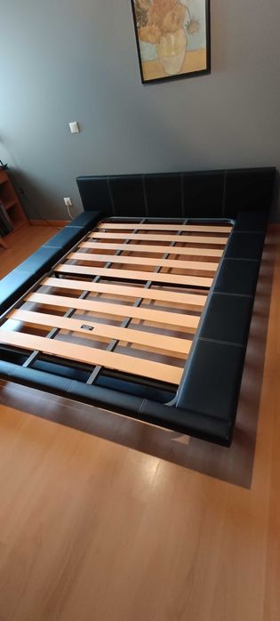 Cama de casal com colchão