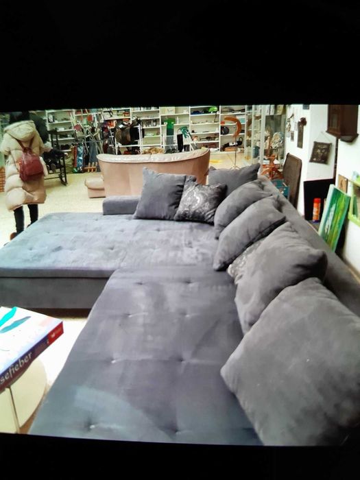 Продаж  диванів бувших в користувані в доброму стані