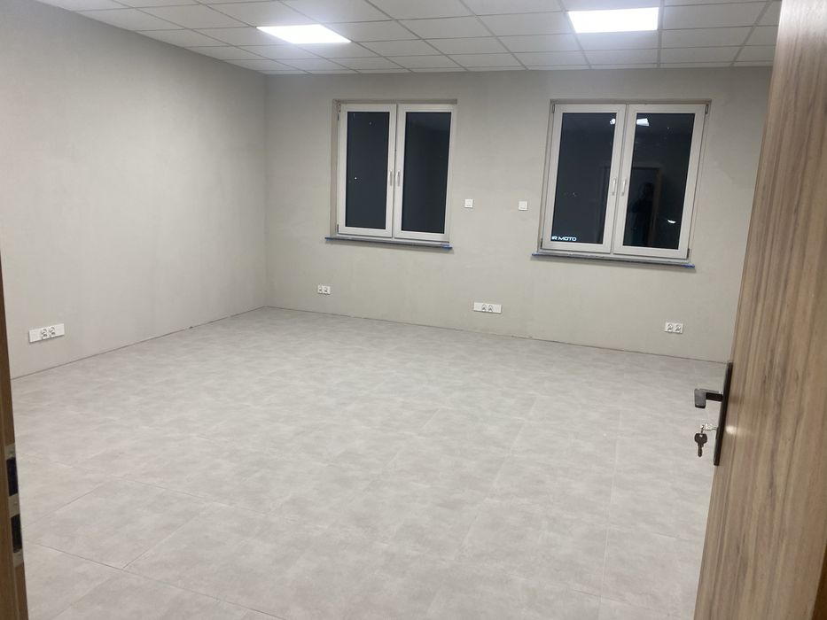 Lokale usługowe na wynajem 33m2