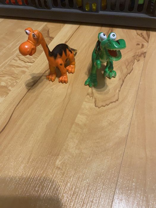 Dinozaury figuki dla dzieci