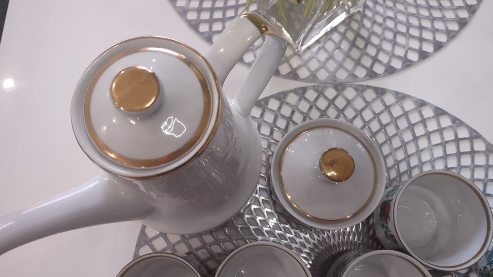 Serwis do kawy PRL kwiaty Porcelana Chodzież