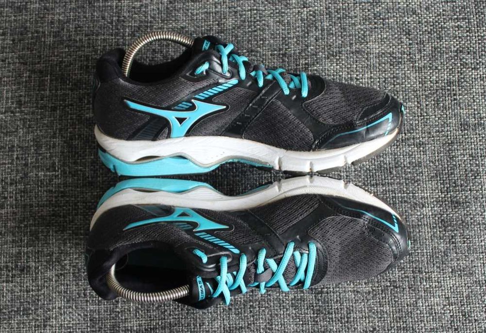 Кросівки бігові Mizuno Wave Ultima 5 Оригінал 42р