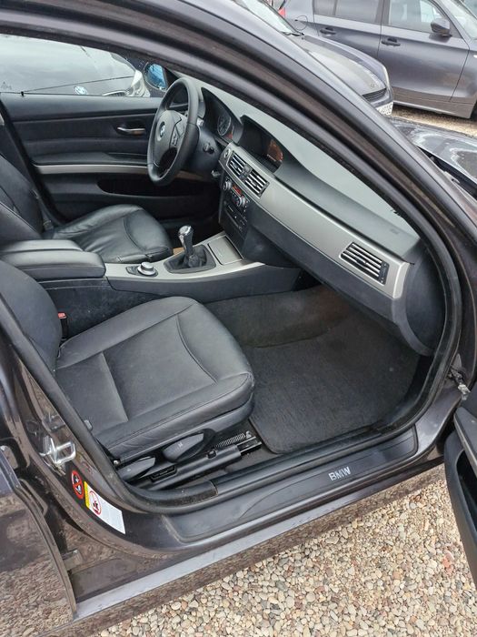 Bmw e90 duża navi 320d 163km 2007 m47