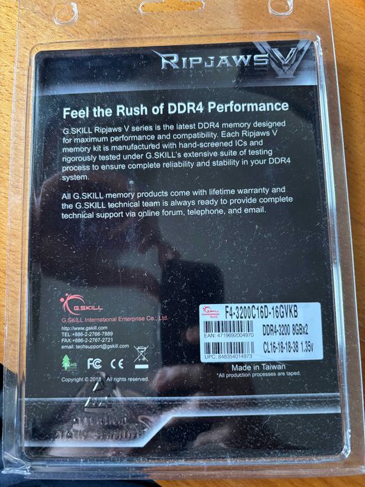 Memória RAM UDIMM G.SKILL Ripjaws V 16GB (2x8GB) DDR4-3200MHz